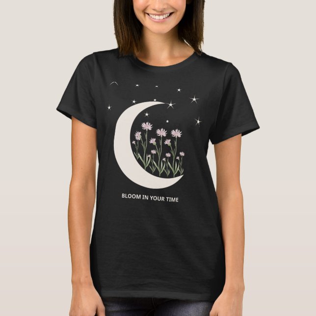 Celestial Moon & Floral Stars T-Shirt (Framsida)