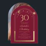 Celestial Red Guld Sol Måne Stars 30års födelsedag Inbjudningar<br><div class="desc">Den kelestiala fotoinbjudan till Röda Guld-Sol-Måne-30års födelsedag har en elegant-sol,  måne och stjärnor med en gyllene guld på röd bakgrund. Inuti finns din anpassningsbar 30-årsinbjudan. Lägg till ditt favoritfoto på motsatt sida. Designad för dig av Evco Studio www.zazzle.com/store/evcostudio</div>