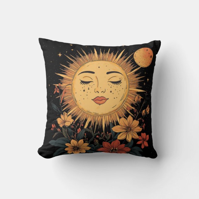 Celestial Sol Goddess med blommande Blommigtar Kudde (Framsida)