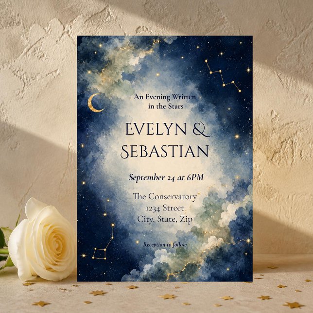 Celestialt bröllopsinbjudan | Stjärnklar nattblå Inbjudningar (Romantic celestial wedding invitation featuring a dreamy watercolor night sky, soft blue clouds.)