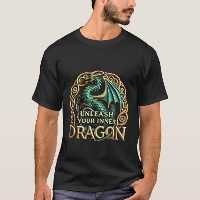 Celtic Dragon: Symbol för evig styrka T Shirt (Framsida)