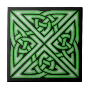 Celtic fnurrakonstdesign i grönt kakelplatta