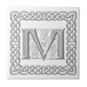 Celtic fnurraMonogramsilver verkställer brev M Kakelplatta