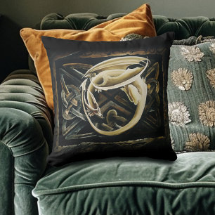 Celtic Knot Work Cream Dragon Kudde