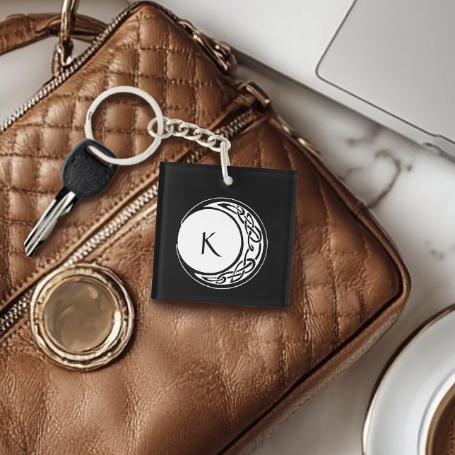 Celtic Knot Work Måne Circle Monogram (Skapare uppladdad)