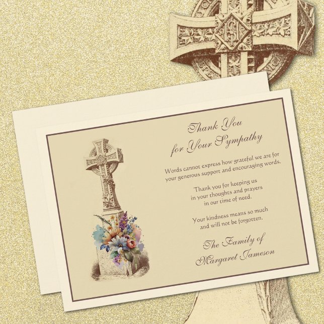 Celtic Kor Blommigt Beeral Condolence Sympathy Tack Kort (Celtic Cross with Flowers Funeral Thank You Cards)