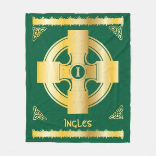 Celtic Kor och Knot Brev I Monogram och Namn Fleecefilt
