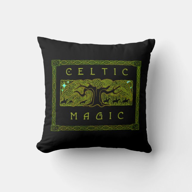 Celtic Magic - den Underbara Träd Pillow Kudde (Framsida)