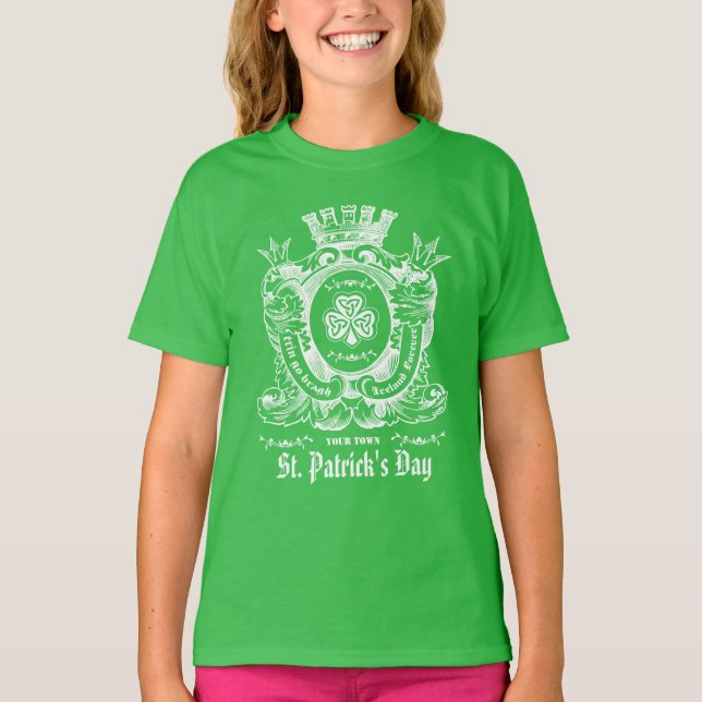 Celtic Shamrock Vapensköld St. Patrick's Day T-shirt (Framsida)