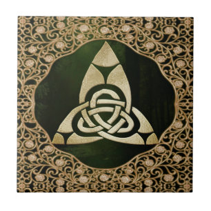 Celtic Trinity Knot on Forest Shadows Kakelplatta