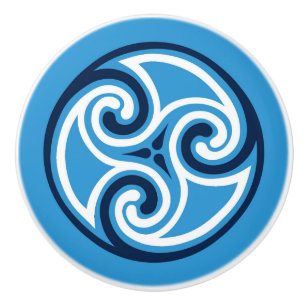 Celtic Triskele Ornament, Himlar Blue och White Knopp