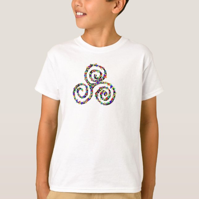 Celtic Triskelion Strength T Shirt (Framsida)