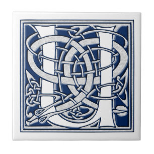 Celtic U Monogram Kakelplatta