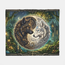 Celtic Yin Yang Vargar – Steampunk Harmoni.  Fleecefilt