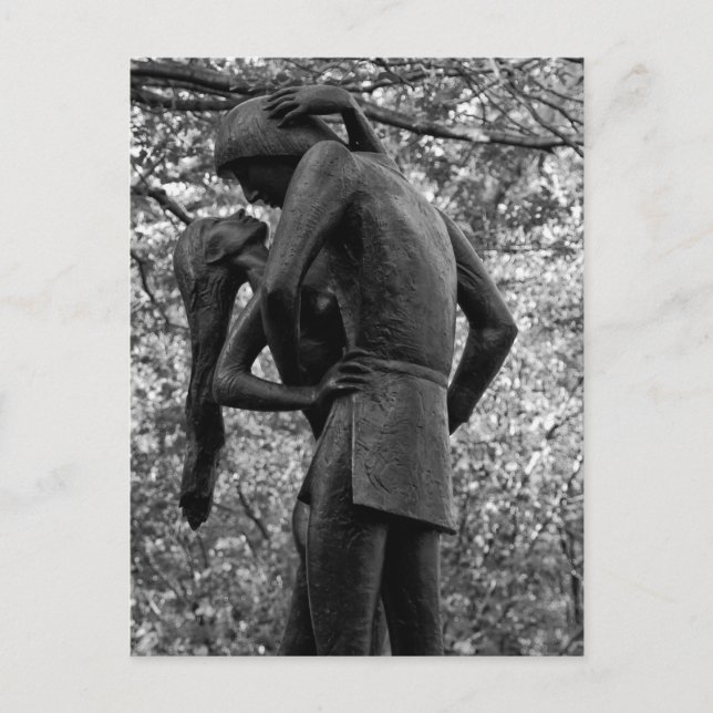 Central Park Autumn: Romeo & Juliet Statue 01 B&W Vykort (Framsida)