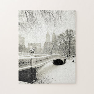 Central Park vinter - snö på pilbåge överbrygg Pussel