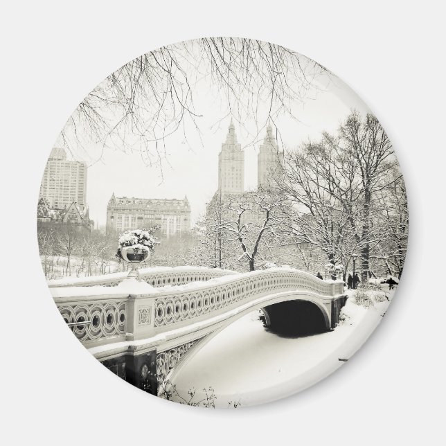 Central Park Winter - Snö på Bow Bridge Magnet (Framsidan)