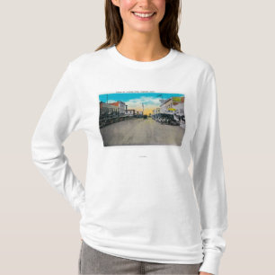Centrera gatan tittar WestAnaheim, CA Tee Shirt