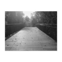 Centrera överbryggar den svartvita sequelen -