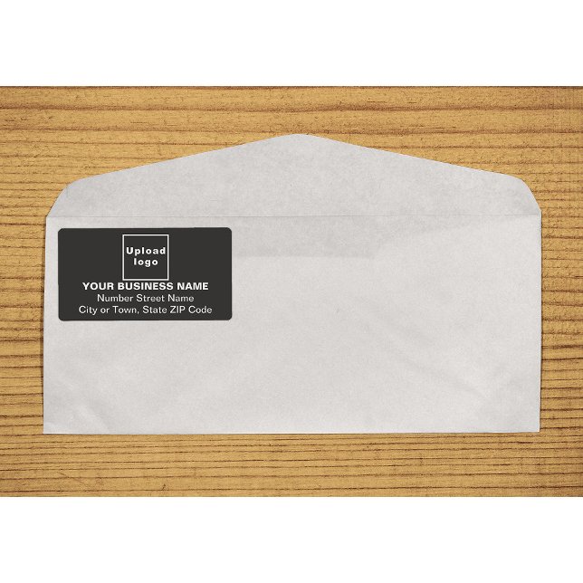Centrerad affärssvart fraktetikett fraktsedel (Center aligned business black shipping label on envelope)