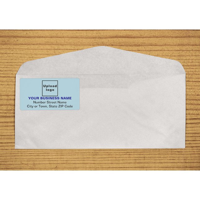 Centrumsjusterad Ljusblå Fraktsedel för Företag (Center aligned business light blue shipping label on envelope)