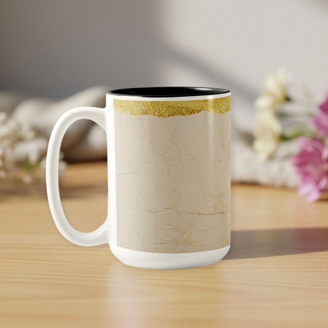 ceramic cup with gold rim Två-Tonad mugg (Skapare uppladdad)