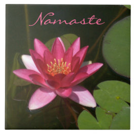 CERAMISTISK TIL/ MÖRK-RO FÄRGAD VATTEN LILY KAKELPLATTA