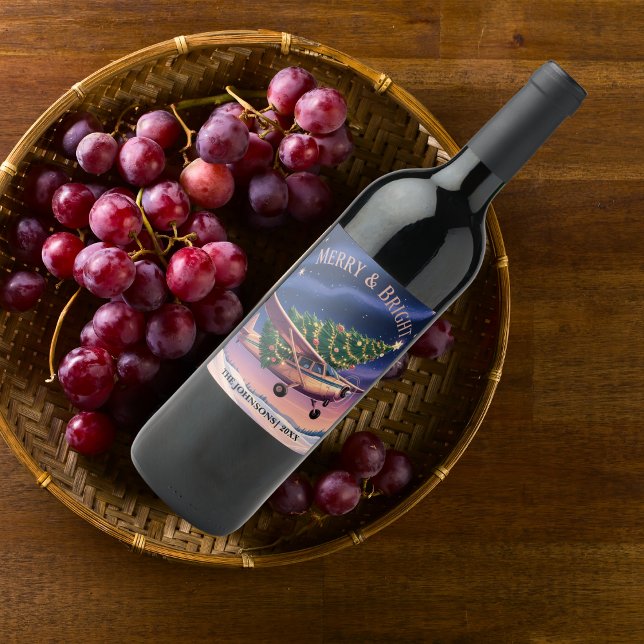 Cessna Airplane carries Christmas Tree Photo Funny Vinflaska Etikett (Skapare uppladdad)