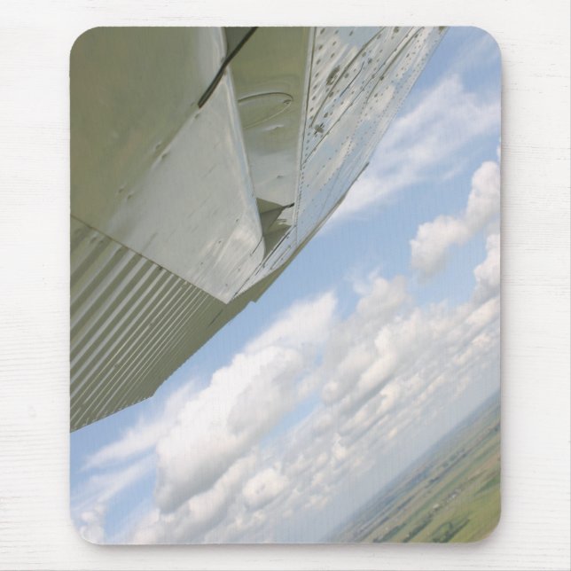 Cessna flygplanvinge i himmelmousepad musmatta (Framsidan)