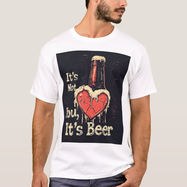 C'est la Bière, Pas Toi 🍺 T Shirt (Framsida)