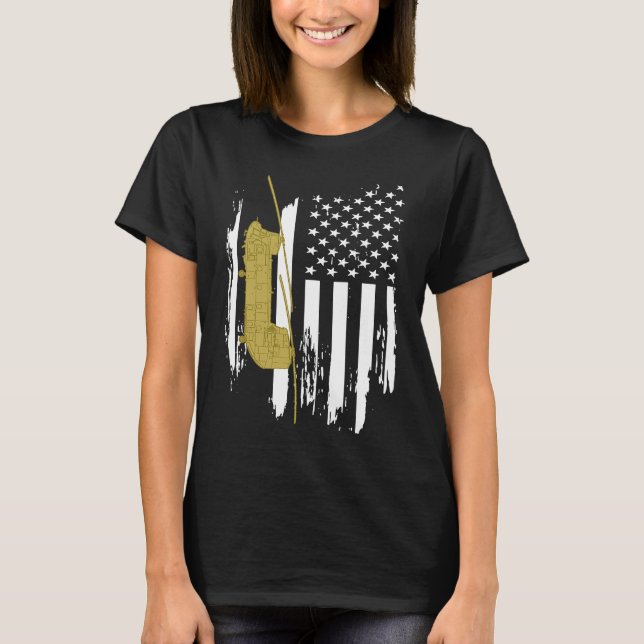 CH 47 Chinook Military Helicopter American Flag T Shirt (Framsida)