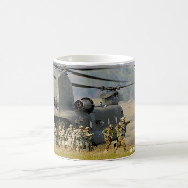 CH-47D CHINOOK KAFFEMUGG (Center)