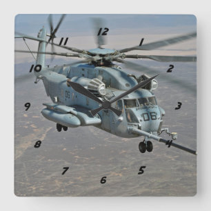 CH-53E på att tanka beskickning tar tid på Fyrkantig Klocka