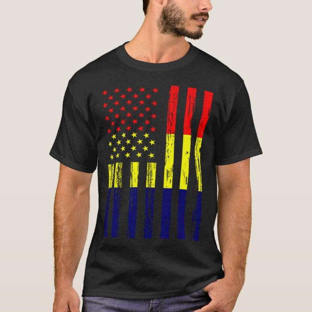 Chad Flag America US It is in my DNA  for Chadians T Shirt (Framsida)