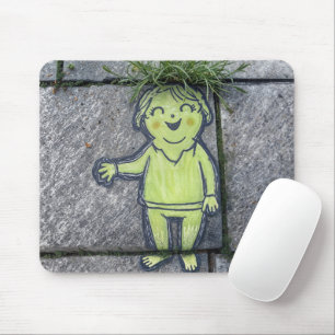 Chalk Doodle Street Art of Lycklig Woman Musmatta