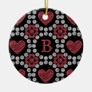 Chalk Stil Hearter och cirklar med monogram Julgransprydnad Keramik