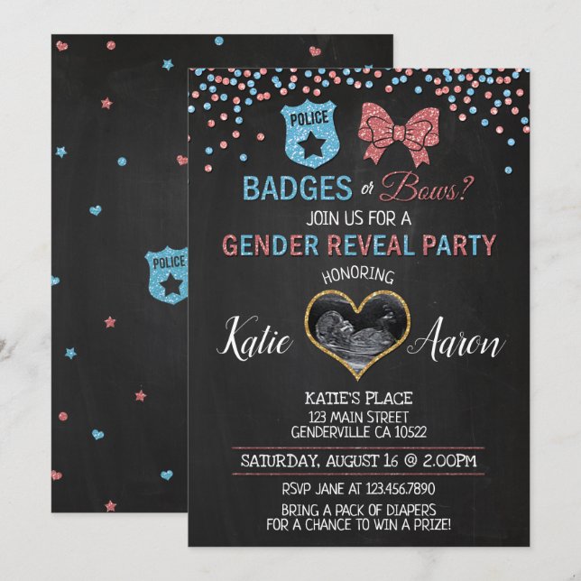 Chalkboard Badges eller Bows Gender Reveal Inbjudningar (Fram/baksida)