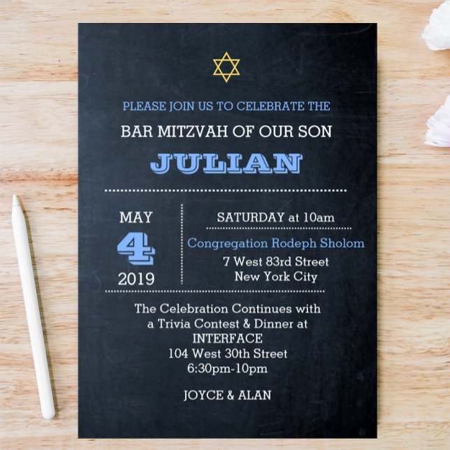 Chalkboard Blue Large Namn Pub Mitzvah Inbjudningar (Skapare uppladdad)
