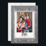 Chalkboard Botanical Ram God jul Julkort<br><div class="desc">Fånga andan av en rustik jul med den här " God jul i Chalkboard, Botanical Ram! Den här designen har ett klassiskt kritformat utseende med ett botaniskt ram och ger din helgdag en mysigt, handgjord känsla. Perfekt för alla som kärlek vintage stilar och naturligt inslag i sitt helgdag i firande....</div>