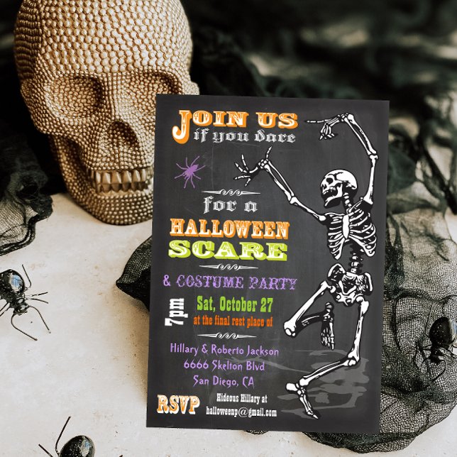 Chalkboard Dancing Skeleton Halloween fest Inbjuda Inbjudningar (Skapare uppladdad)