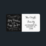Chalkboard God jul och Gott nytt år Adressetikett<br><div class="desc">Gott nytt år 2014-Helgdag i Adressetiketter 2014-God jul och Chalkboard. Elke Clarke© Vit modern,  manustypografi,  vita blomningsfärger,  snurrar och banderoller för vintage på en svart färgkartongens bakgrundstryckta fotoeffekt. Jag önskar dig God jul och Gott nytt år från vår familj till din.</div>