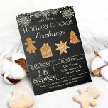 Chalkboard Helgdag Cookie Exchange Party Inbjudan<br><div class="desc">Inbjudan dina gäster med den här inbjudan till elegant-cookie-utväxlingspartiet med modern typografi och vackra kakor med gips mot en bakgrund av kalkskivor. Lägg bara till din händelseinformation i den här mallen som är enkel att använda för att göra den till en inbjudan av typen en. Vänd över kortet för att...</div>