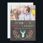 Chalkboard Hjort Antlers Blommigt julkort<br><div class="desc">glad helg christmas-anpassadet namn och fotokortet i den rustiska land-kritan mönster med illustration av vintagens blommigt,  hjort med kantler och handskriven stil-text. Lägg till anpassningsbarna på det här kortet om du vill skapa ett unikt julfotfoto hälsning i julhelgen för vänner och familj.</div>