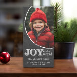 Chalkboard Joy to World Photo Ram Julkort<br><div class="desc">Ett modernt,  trendig-christmas-fotokort med vintagens krittavla ser ut som populär höger nu.</div>