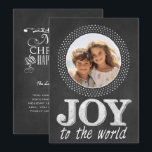 Chalkboard-jultypografi Photo Joy World Julkort<br><div class="desc">helgdag av vintage med enkel contemporary. DU KAN OCKSÅ SKRIVA UT PÅ BAKGRUNDEN! Ladda upp din egen bilder,  lägg till anpassningsbar och mycket mer! KLICKA PÅ LÄNK SOM SÄGER: ANPASSA DEN OM DU VILL ändra storlek på/flytta bilderna,  ändra teckensnitt,  lägga till eller ta bort text med mera!</div>