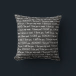 Chalkboard KÄRLEK Pillow Kudde<br><div class="desc">En söt kudde på en kalkbrädesbakgrund som säger att jag kärlek och oxo... </div>
