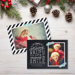 Chalkboard Lettering Helgdag Photo Card Julkort<br><div class="desc">Prisvärda helgdag för utskrift av anpassningsbar med enkla mallar för anpassning. Den här roligten har en snygg, handskriven stil-typografi på ett faux-kritersbakgrund med ett tvätttejp med vattendrag runt fotot. Texten lyder: "Hoppas att helgdagarna ger dig många skäl att le". Anpassa den med dina foton, din familj namn, året eller annan...</div>