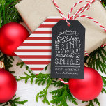 Chalkboard Lettering Red Rand Helgdag Presentetikett<br><div class="desc">märkre för presenter för personliger med tryckt anpassningsbar. Den här roligten har en snygg, handskriven stil-typografi på ett faux-kritersbakgrund med röd rand bakåt. Texten lyder: "Hoppas att helgdagarna ger dig många skäl att le". Anpassa den med ditt namn eller annan anpassningsbar. Använda designen verktyg för att redigera texten typsnitt och...</div>