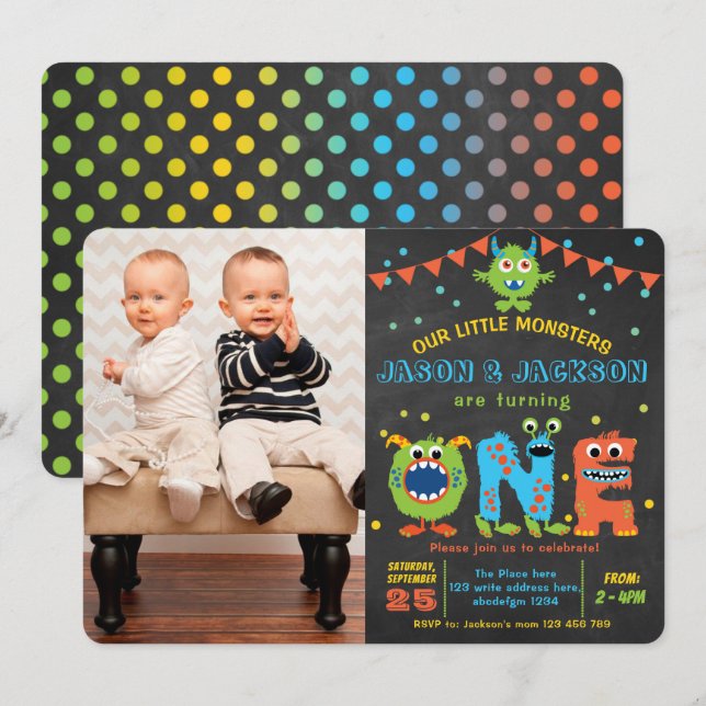 Chalkboard lille monster twillingar 1:a födelsedag inbjudningar (Fram/baksida)