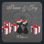 Chalkboard lustiga julkatt par personlig fyrkantigt klistermärke<br><div class="desc">Elegant trendig helgdag jultomten och vinter-chalkboard-design.</div>